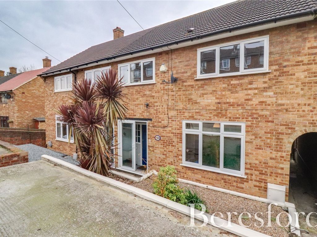 3 bed terraced house for sale in Redcar Road, Romford RM3, £425,000