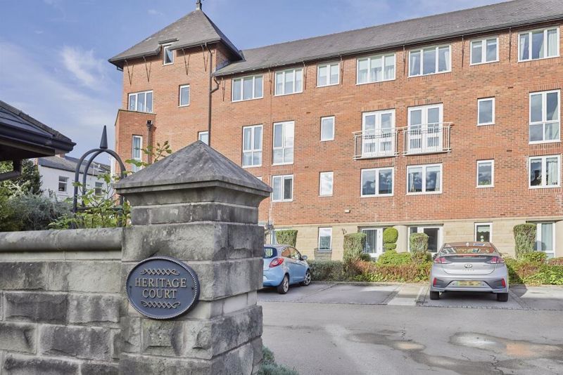 2 bed flat for sale in Heritage Court, Ashbourne DE56, £160,000