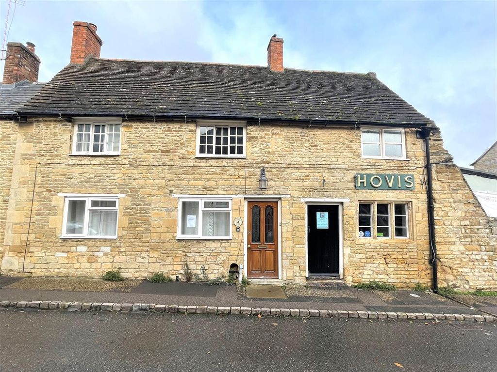 3 bed cottage for sale in West Street, Kings Cliffe, Peterborough PE8, £300,000