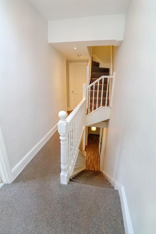 5 bed terraced house to rent in Kensington Gardens, Bath BA1, £3,000 pcm