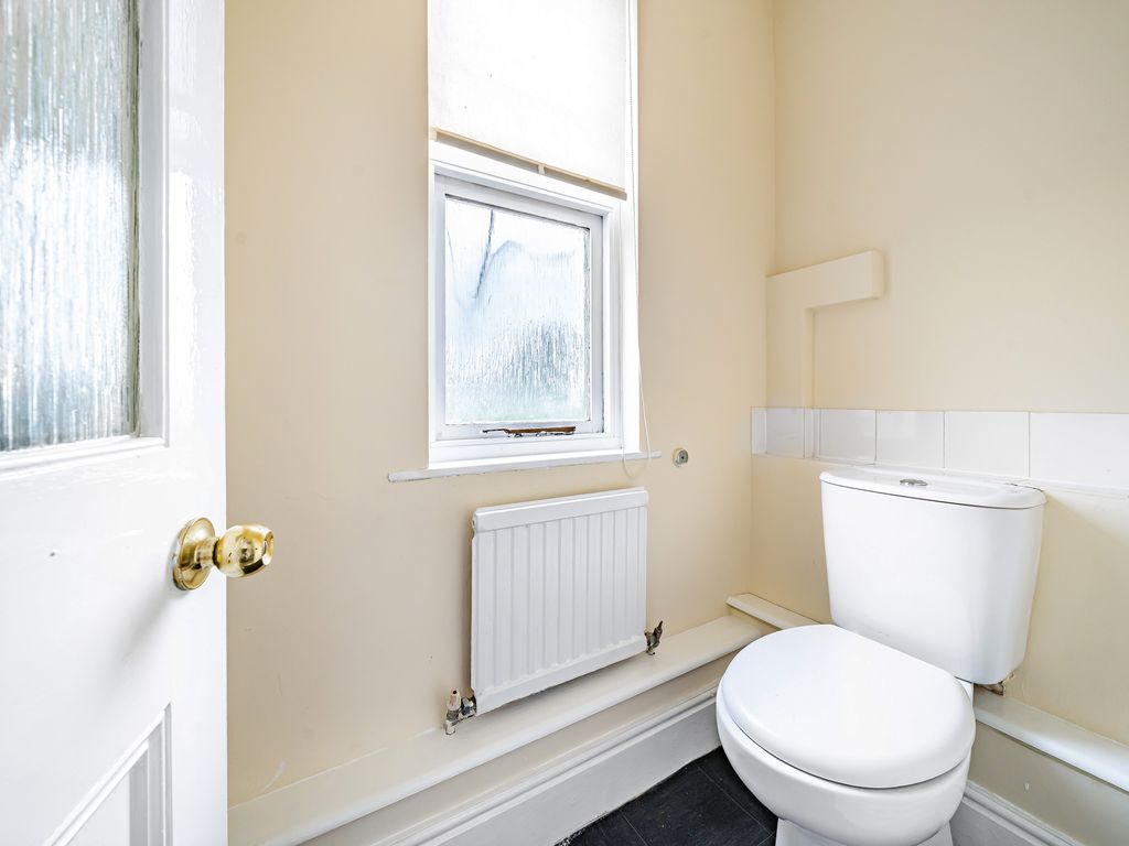 1 bed flat for sale in Alexandra Road, Gloucester GL1, £120,000