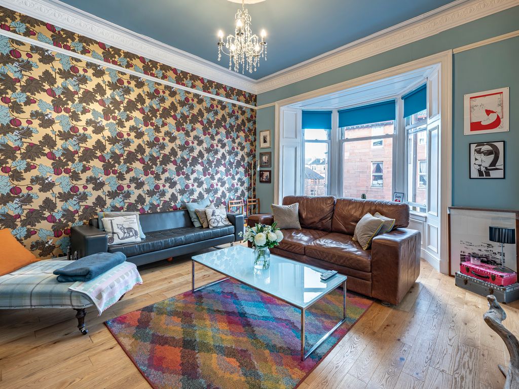 2 bed flat for sale in Dundrennan Road, Battlefield, Glasgow G42, £175,000