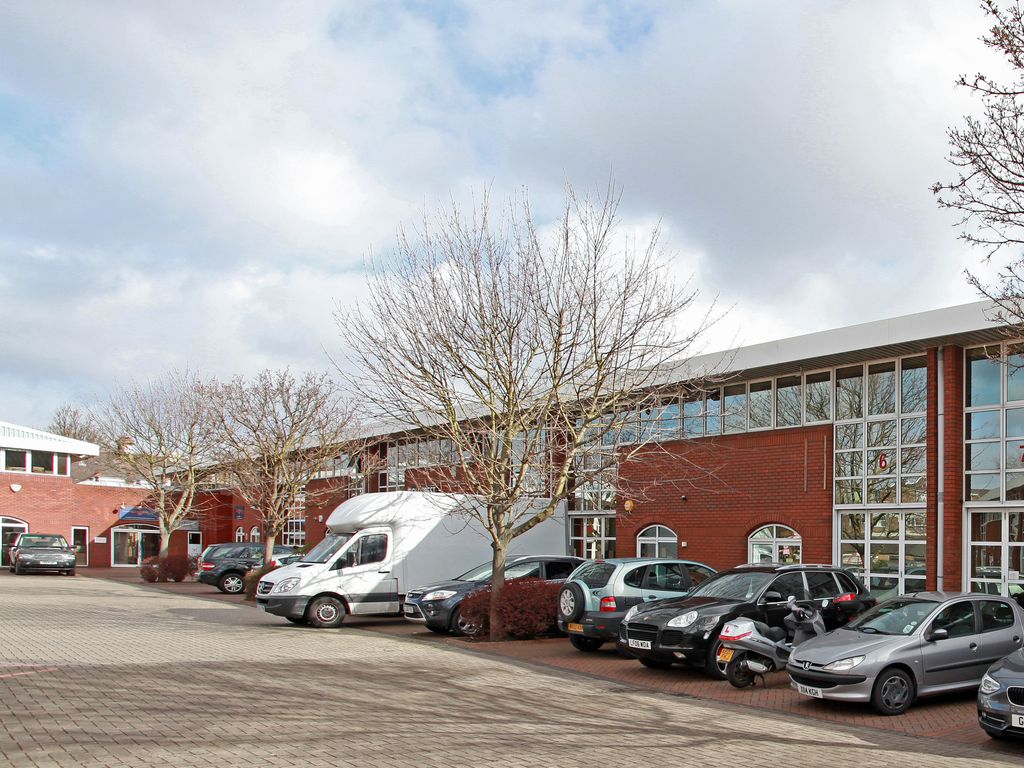 Office to let in Unit 6, Hurlingham Business Park, Sullivan Road, Fulham SW6, £34,293 pa