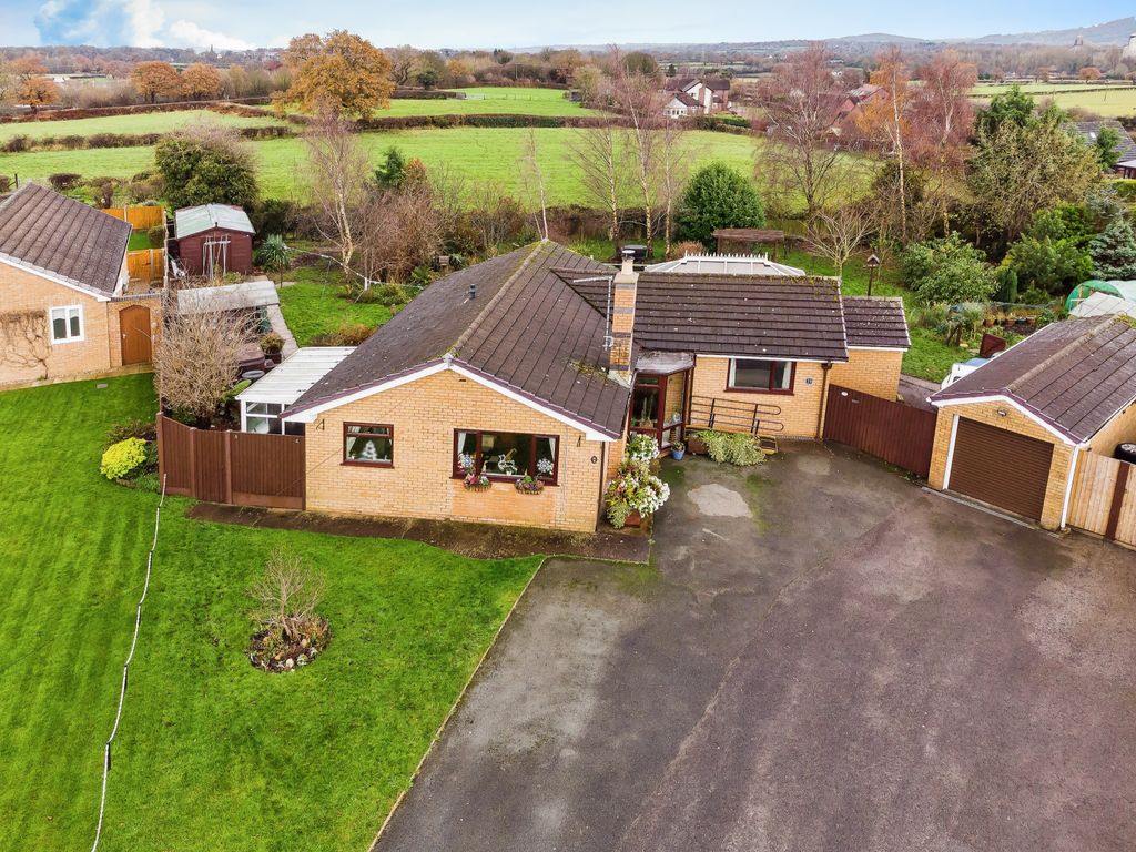 3 bed detached bungalow for sale in Westbury Drive, Buckley CH7, £325,000