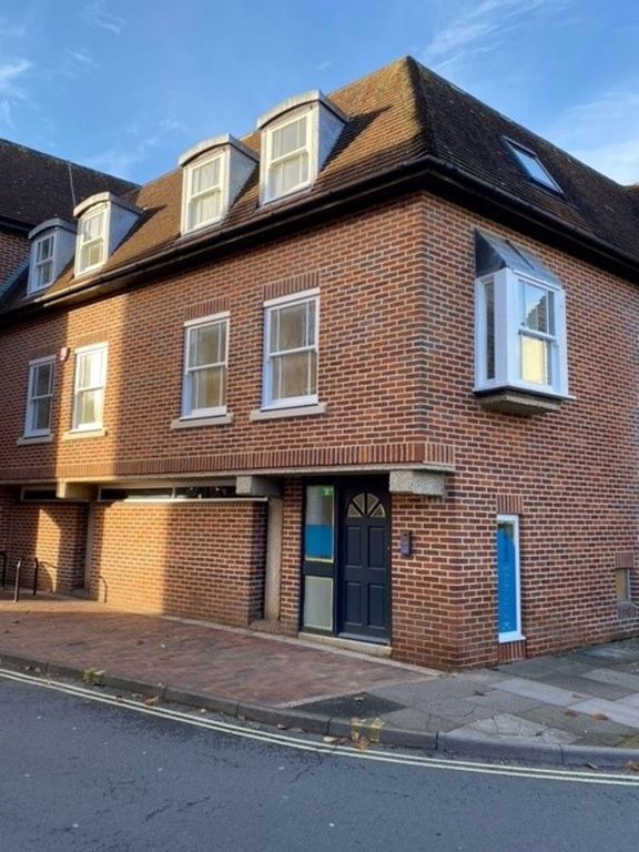2 bed maisonette to rent in East Borough, Wimborne BH21, £1,075 pcm