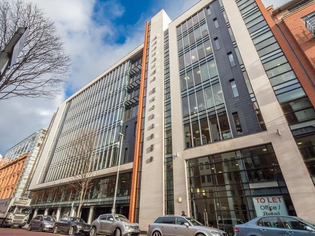 Serviced office to let in Belfast, Northern Ireland, United Kingdom BT2, Non quoting