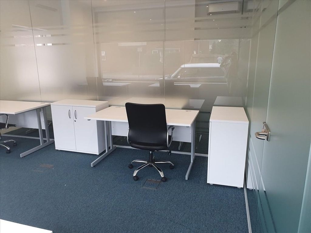 Serviced office to let in 29 Woodthorpe Road, Ashford TW15, £3,840 pa