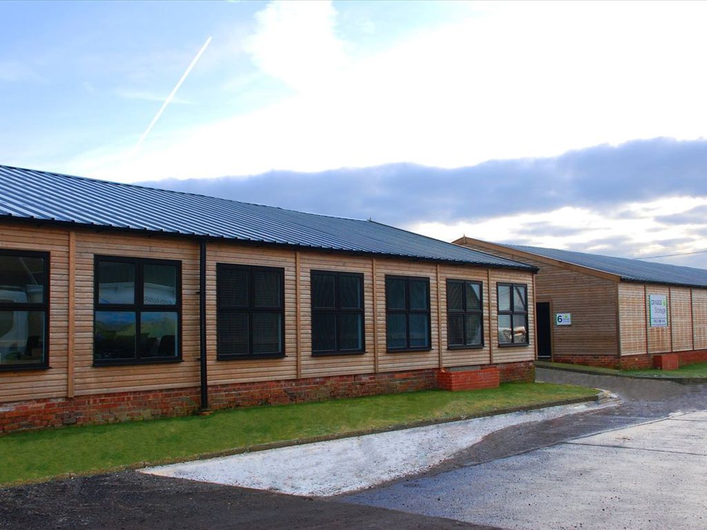 Serviced office to let in New Road, The Craggs Country Business Park, Cragg Vale, Hebden Bridge HX7, £3,060 pa