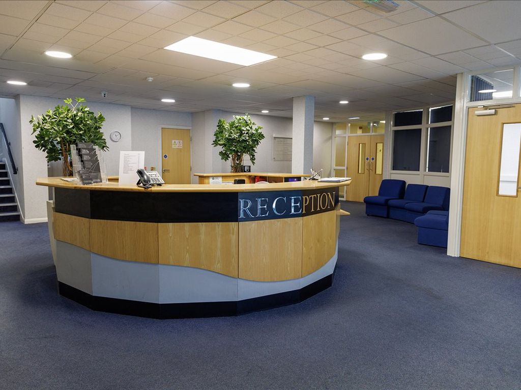 Serviced office to let in Faraday Way, Blackpool Technology Centre, Blackpool FY2, £2,520 pa