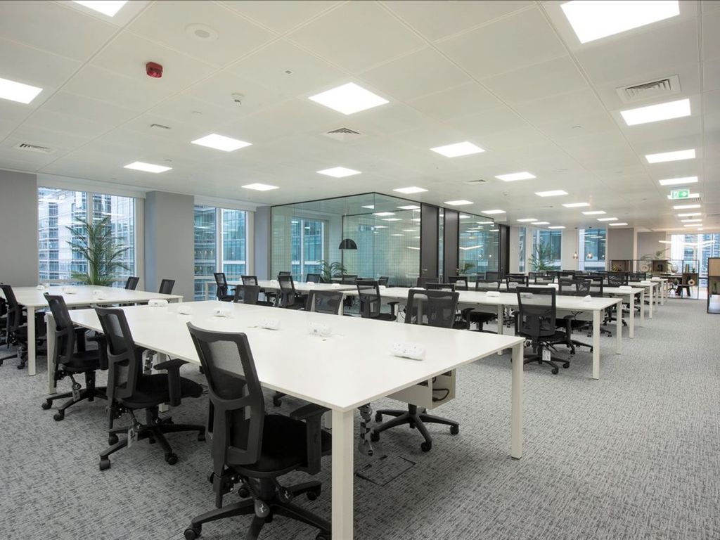 Serviced office to let in One Canada Square, London E14, £12,000 pa