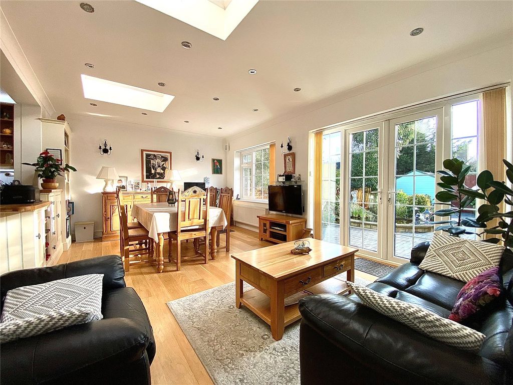 3 bed semi-detached house for sale in Whetstone Road, Blackheath, London SE3, £525,000