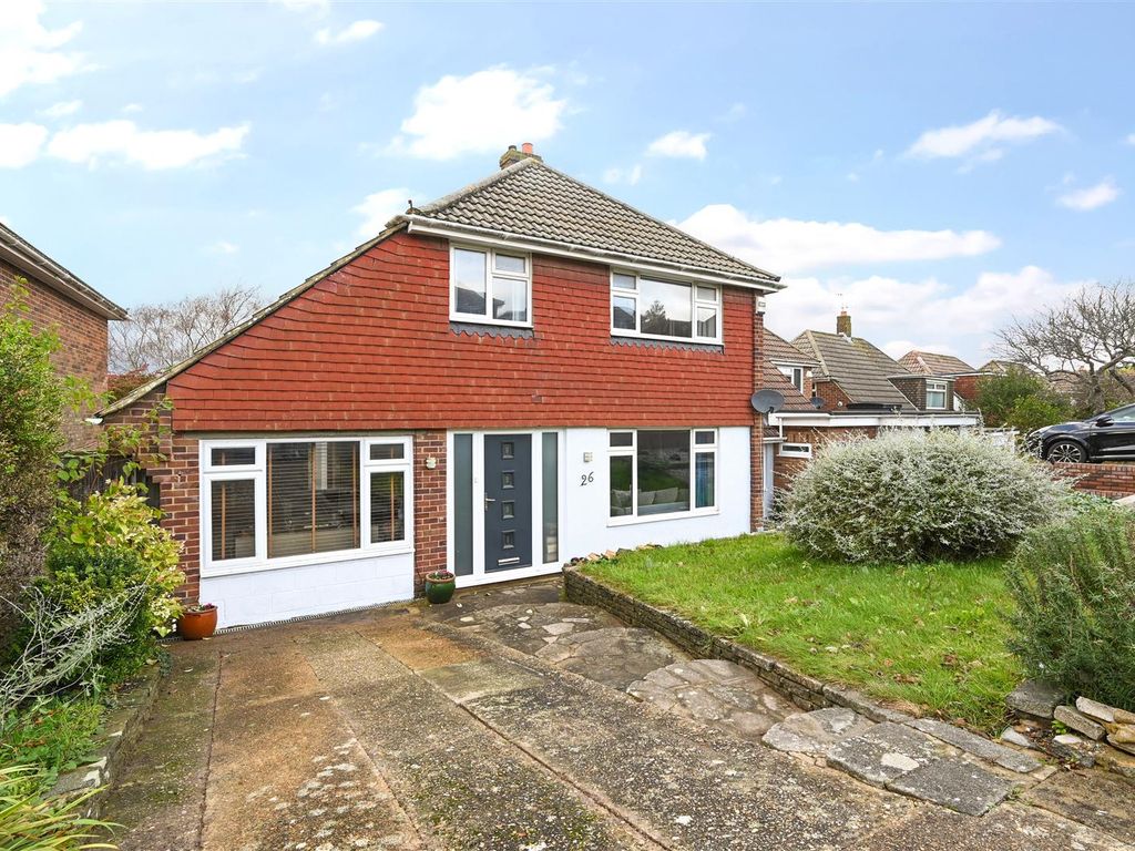 4 bed detached house for sale in St. Helens Crescent, Hove BN3, £625,000