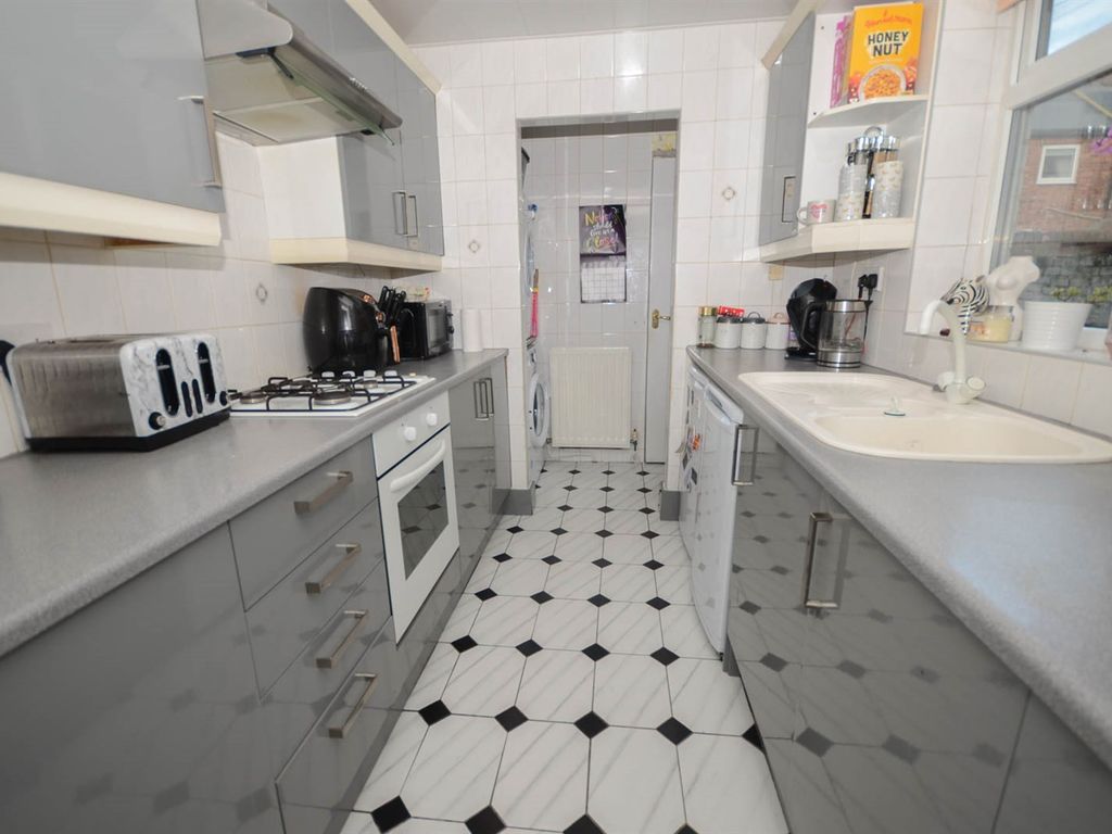 1 bed flat for sale in Collingwood Street, South Shields NE33, £46,750