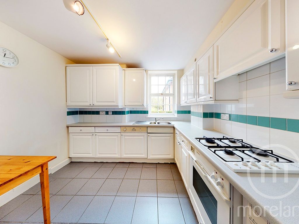 2 bed flat for sale in 20 Corringway, Hampstead Garden Suburb NW11, £570,000