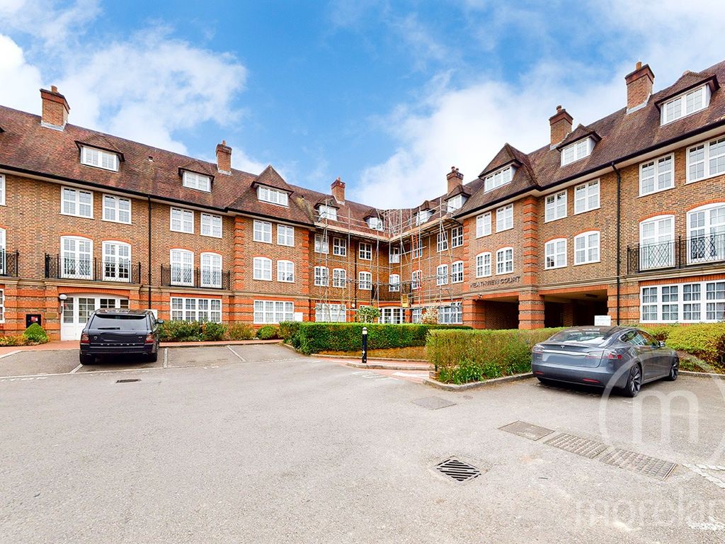 2 bed flat for sale in 20 Corringway, Hampstead Garden Suburb NW11, £570,000