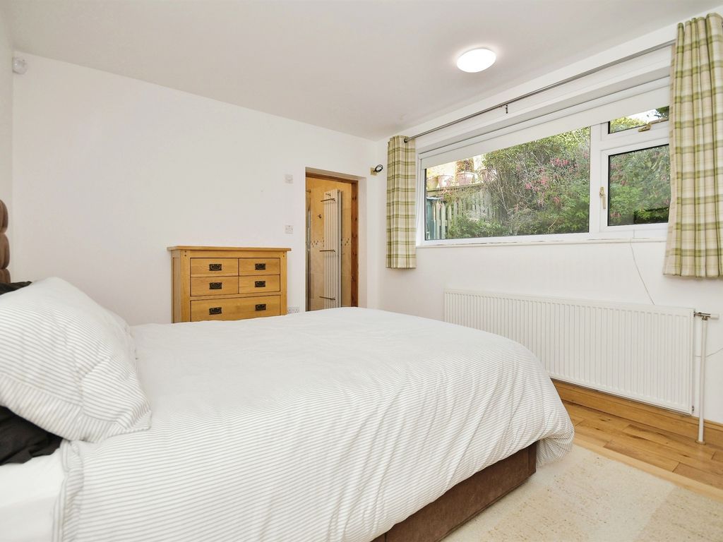 3 bed detached bungalow for sale in Old Hackney Lane, Hackney, Matlock DE4, £460,000