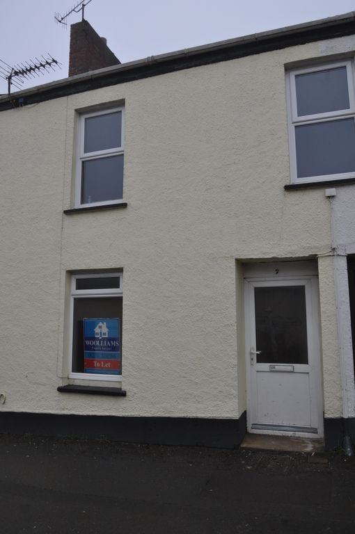 3 bed terraced house to rent in Abbotts Hill, Braunton, Devon EX33, £950 pcm