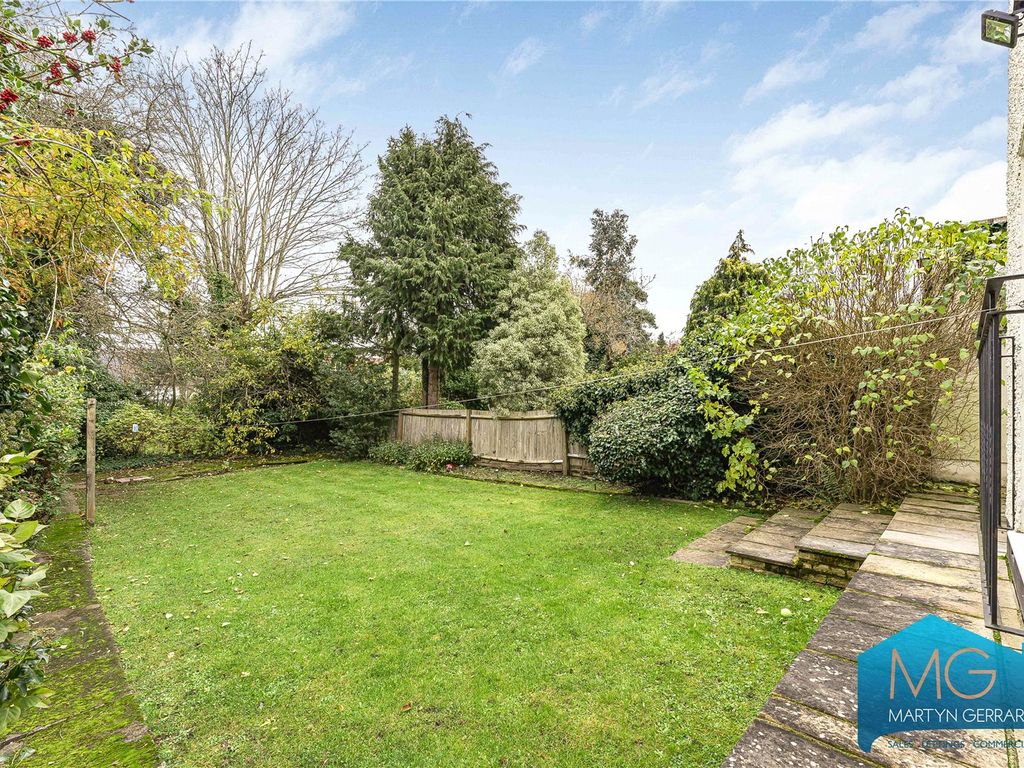 4 bed semi-detached house for sale in Finchley Way, Finchley Central, London N3, £1,100,000