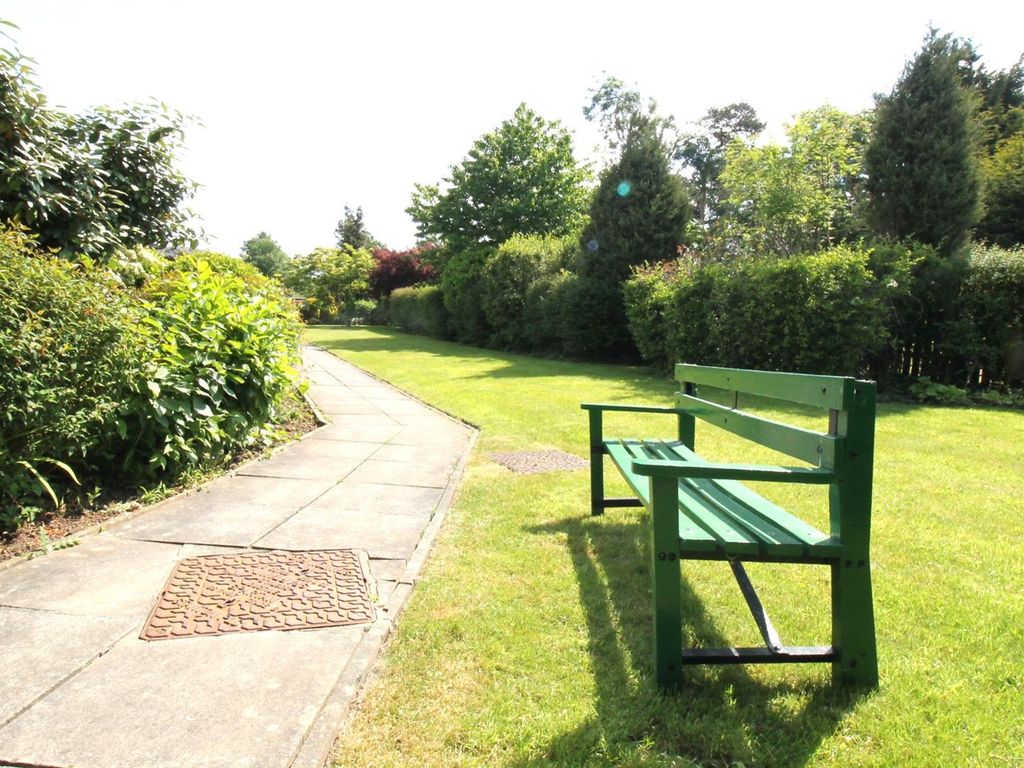 1 bed flat for sale in Wycliffe Court, Yarm TS15, £90,000