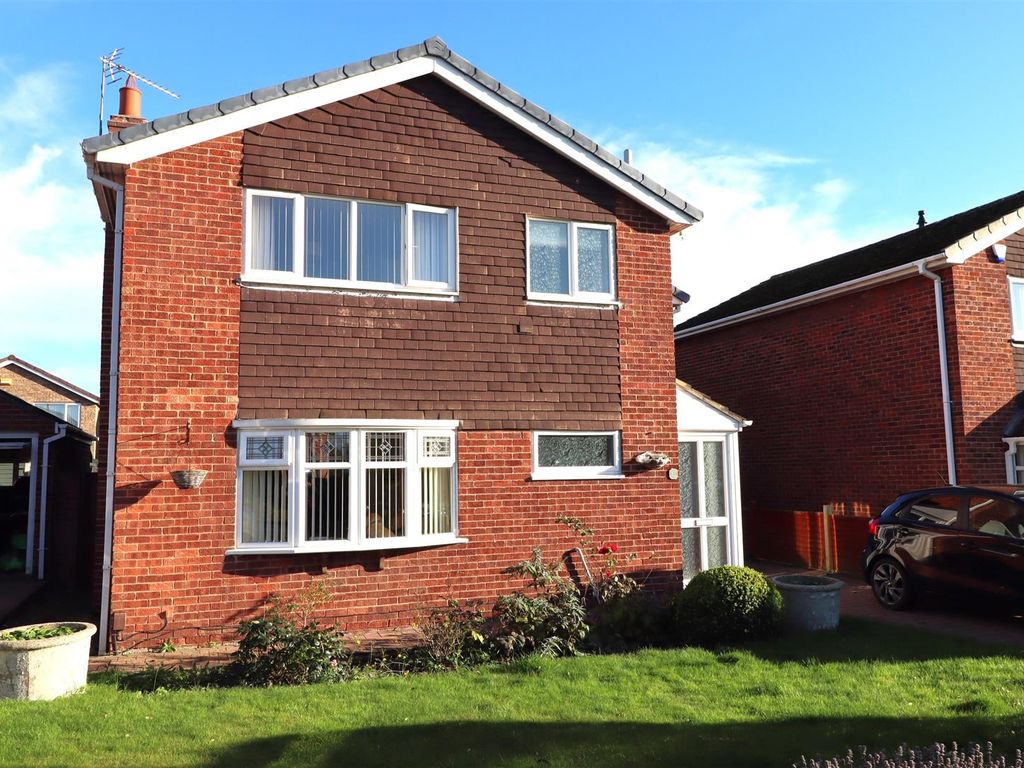 3 bed detached house for sale in Cromer Court, Eaglescliffe, Stockton-On-Tees TS16, £270,000