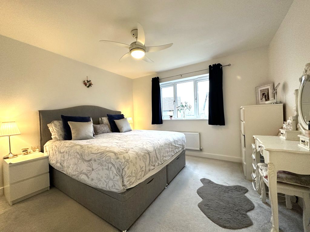 4 bed detached house for sale in Larkinson Avenue, Biggleswade SG18, £650,000