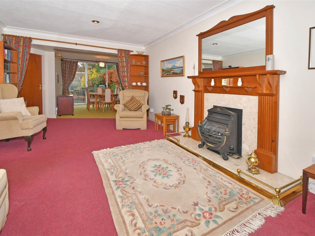 4 bed detached house for sale in Moss Lane, Cuddington, Northwich CW8, £450,000