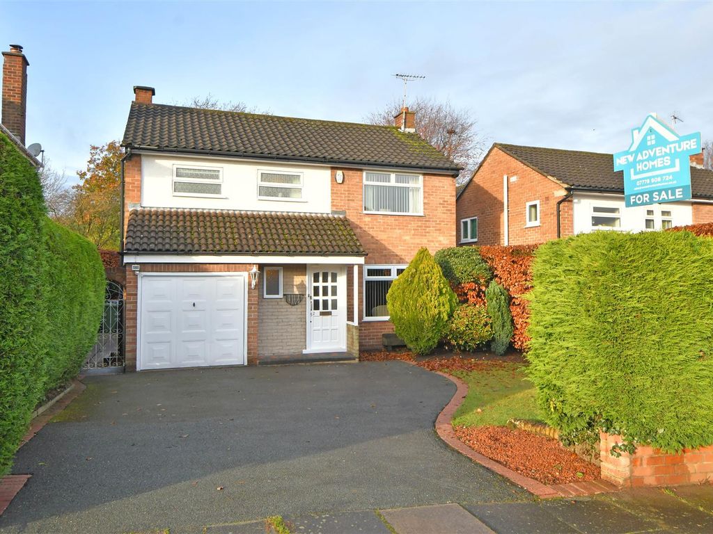4 bed detached house for sale in Moss Lane, Cuddington, Northwich CW8, £450,000
