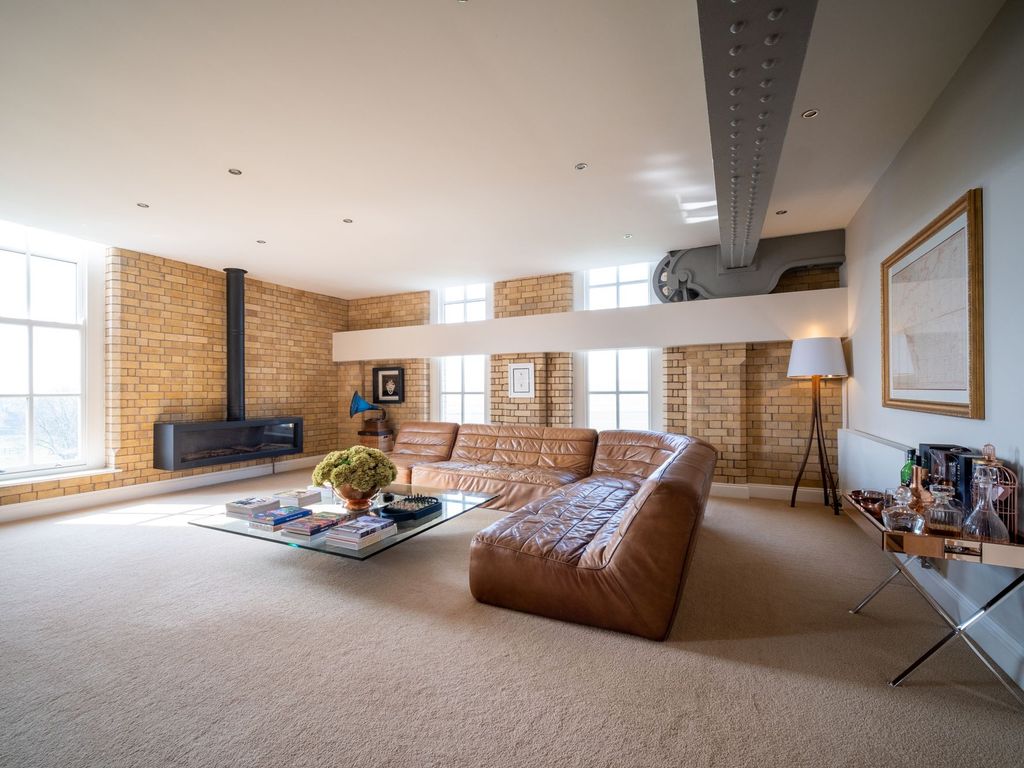 3 bed penthouse for sale in Hatton Manor, Cotes Heath ST21, £850,000
