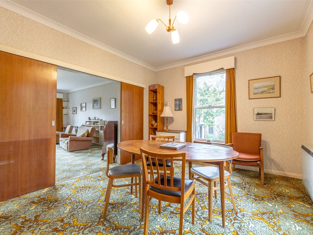 3 bed flat for sale in Mortonhall Road, Edinburgh EH9, £390,000