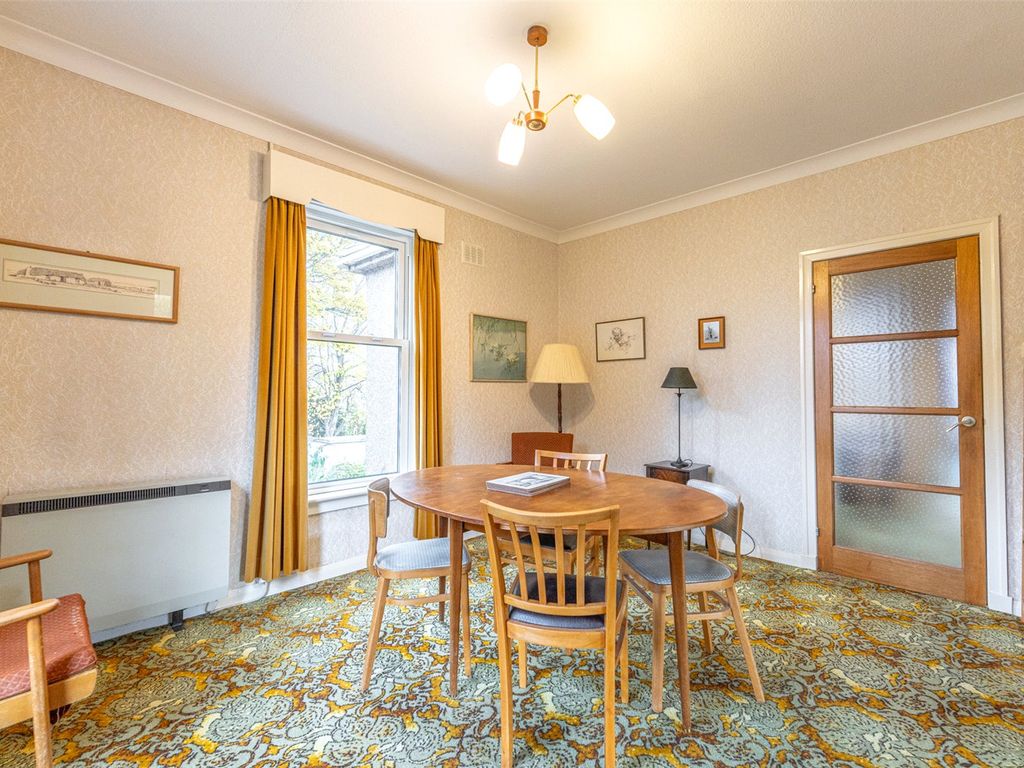 3 bed flat for sale in Mortonhall Road, Edinburgh EH9, £390,000