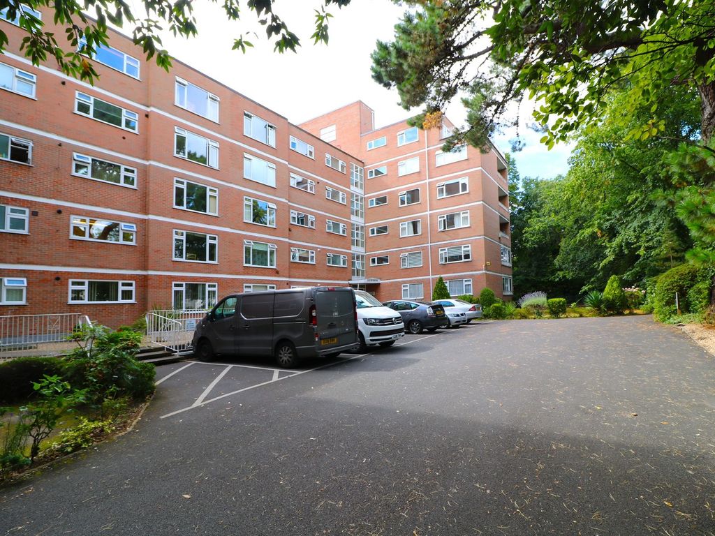 Studio for sale in Dean Park Road, Bournemouth BH1, £265,000