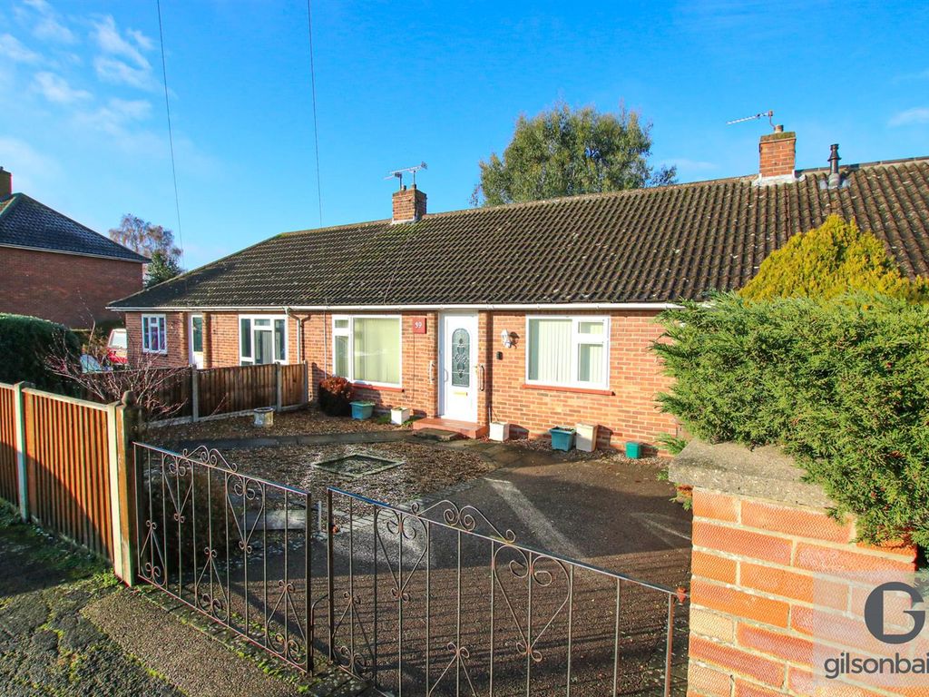1 bed terraced bungalow for sale in Lowry Cole Road, Sprowston, Norwich NR6, £190,000