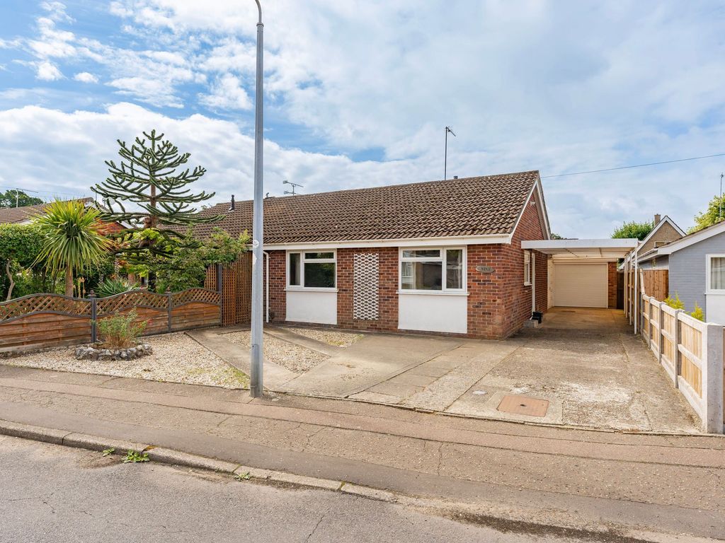 2 bed semi-detached bungalow for sale in Pioneer Road, Norwich NR6, £220,000