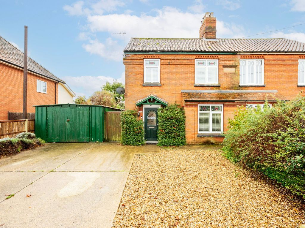 3 bed semi-detached house for sale in Norwich Road, Watton IP25, £280,000