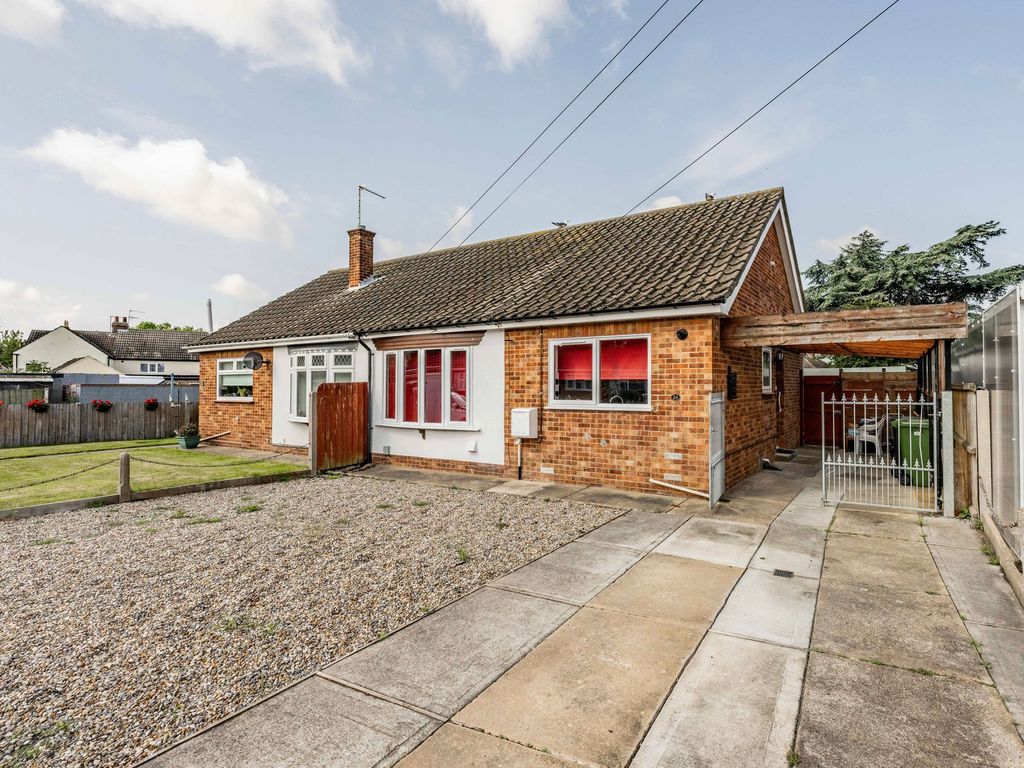 2 bed semi-detached bungalow for sale in Chapman Avenue, Caister-On-Sea NR30, £190,000