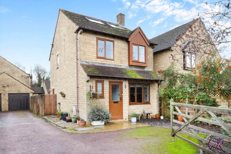 3 bed detached house for sale in Huntsmans Meet, Andoversford, Cheltenham GL54, £385,000