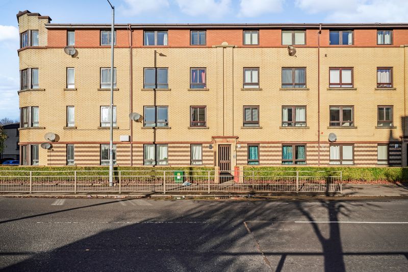 1 bed flat for sale in Paisley Road West, Govan, Glasgow G51, £95,000