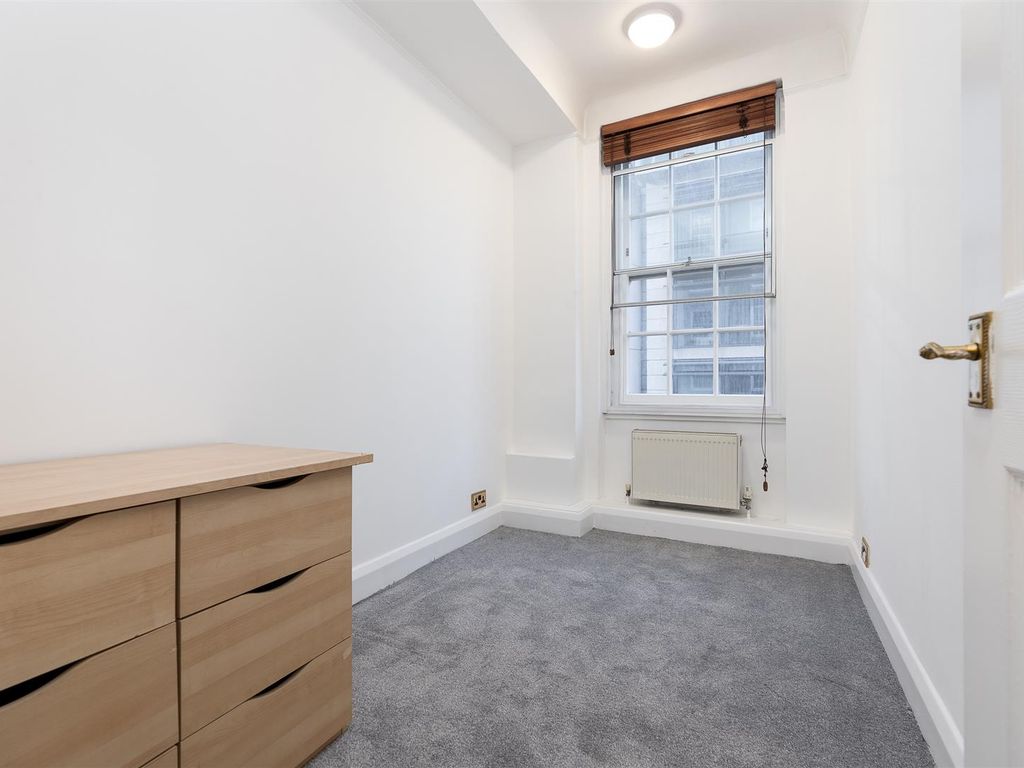 3 bed flat to rent in Great Cumberland Place, London W1H, £4,300 pcm