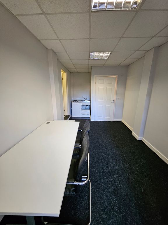 Office to let in School Lane, Manchester M19, £7,200 pa