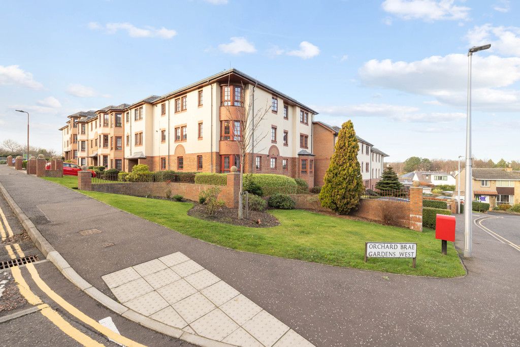 2 bed flat for sale in 26/1 Orchard Brae Gardens West, Orchard Brae, Edinburgh EH4, £300,000