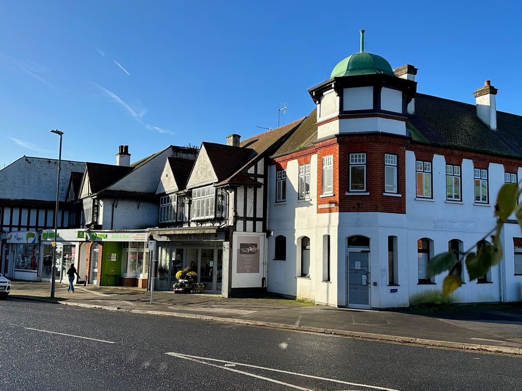 Retail premises to let in 7 Station Road, Beaconsfield, Buckinghamshire HP9, Non quoting