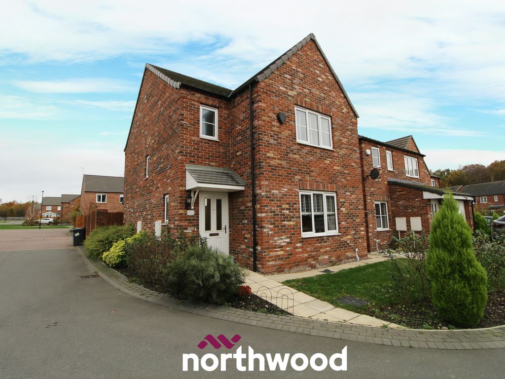 3 bed detached house for sale in Sceptre Avenue, Bessacarr, Doncaster DN4, £250,000