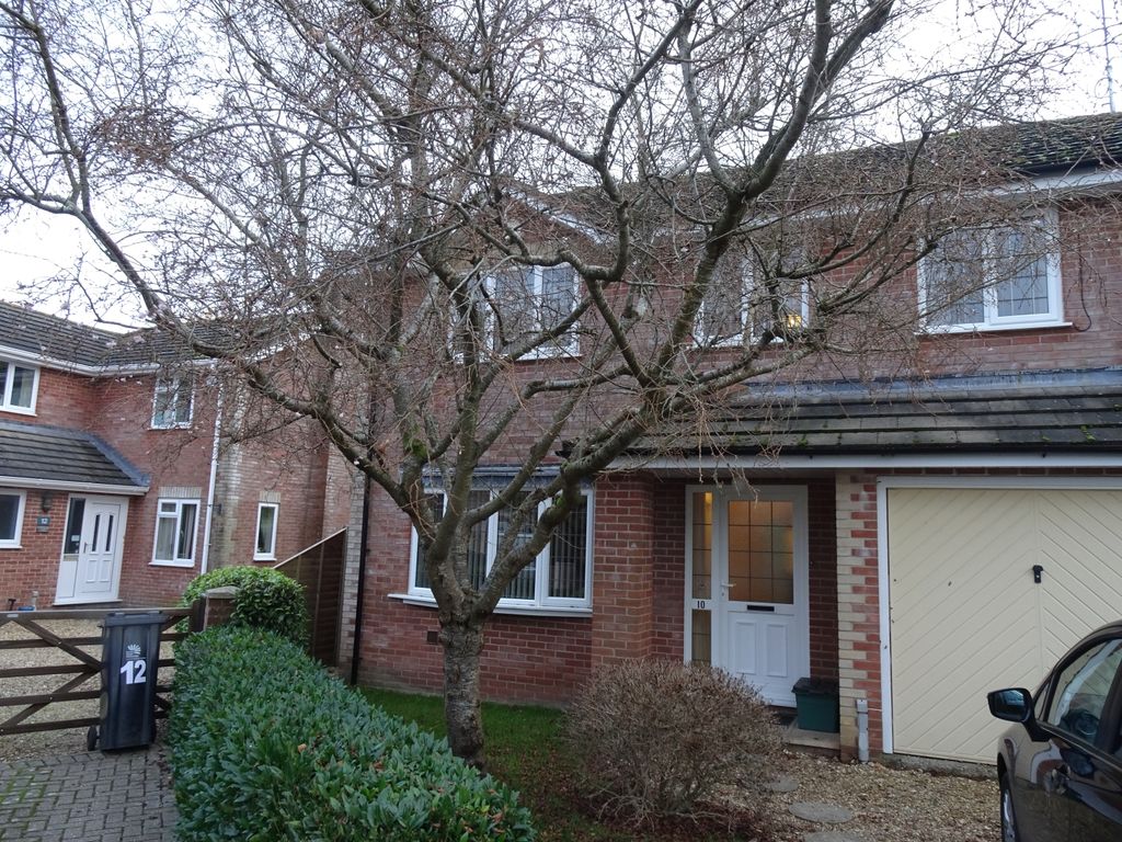 4 bed detached house to rent in 10 Apple Tree Road, Alderholt, Fordingbridge SP6, £1,900 pcm