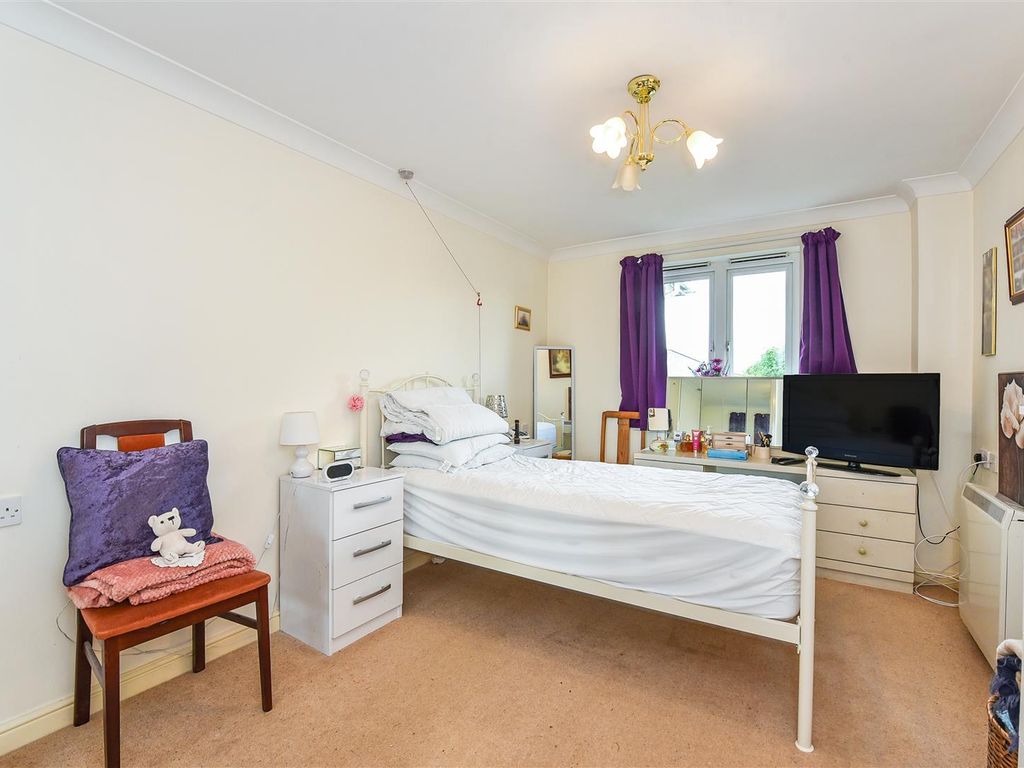 1 bed property for sale in Old Winton Road, Andover SP10, £129,950