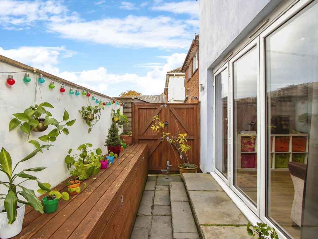 2 bed detached house for sale in Scotter Road, Bournemouth BH7, £300,000