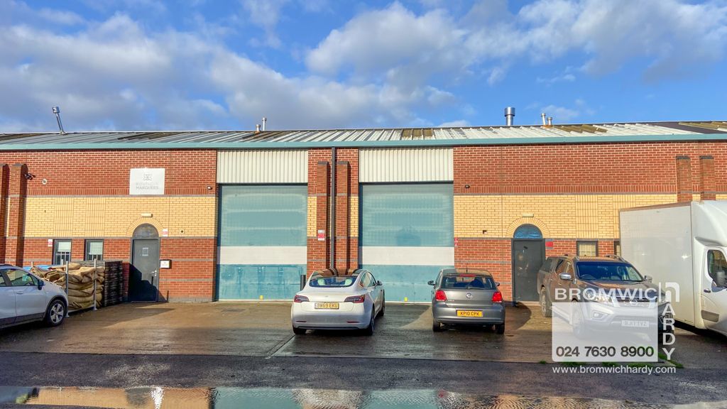 Warehouse to let in Avenue Farm Industrial Estate, Birmingham Road, Stratford-Upon-Avon CV37, £18,690 pa