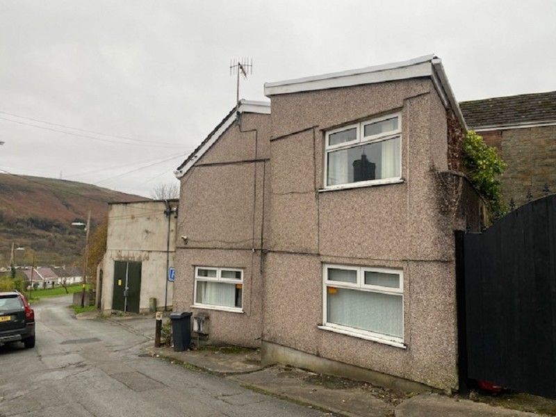 3 bed detached house for sale in Darren Road, Ystalyfera, Ystalyfera, Swansea. SA9, £60,000