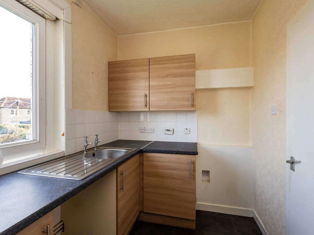 2 bed flat for sale in 29/2 Saughton Gardens, Edinburgh EH12, £160,000