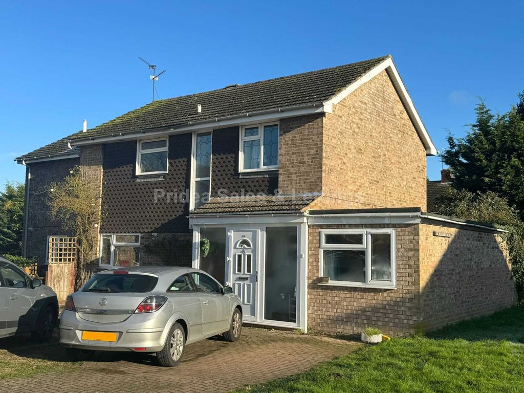 5 bed detached house for sale in Helsby Road, Lincoln LN5, £375,000