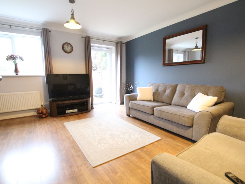 2 bed semi-detached house for sale in Jubilee Close, Blunham MK44, £150,000